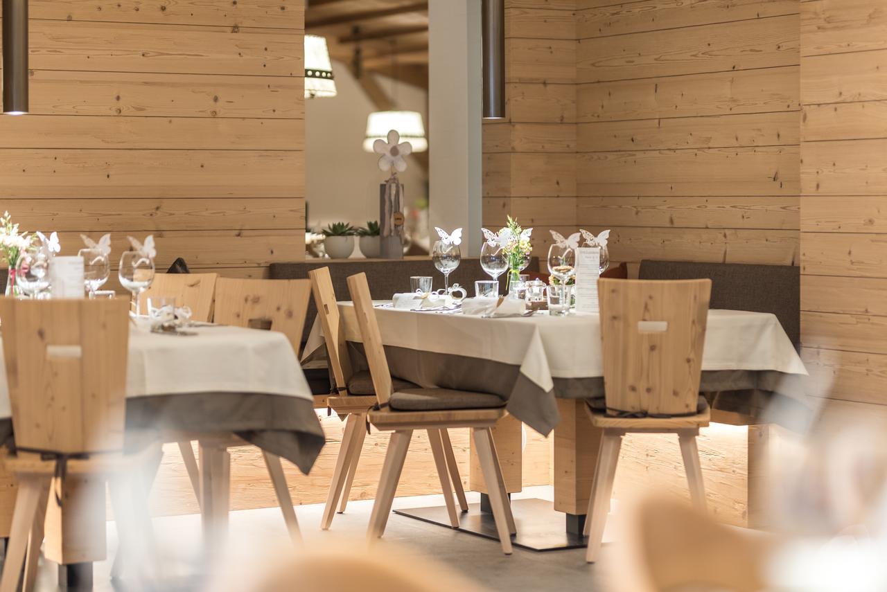 Hotel Anewandter Brunico Bagian luar foto