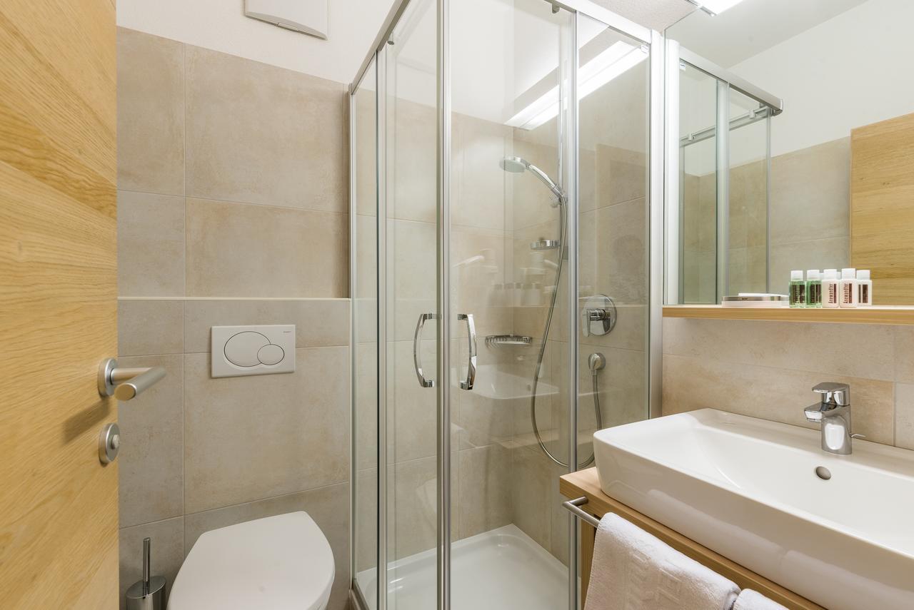 Hotel Anewandter Brunico Bagian luar foto