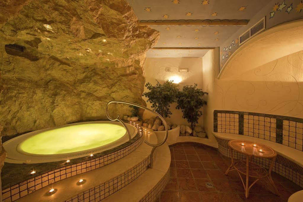 Hotel Anewandter Brunico Bagian luar foto